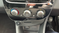 Renault Clio 0.9 TCE 75 Iconic 5dr Petrol Hatchback